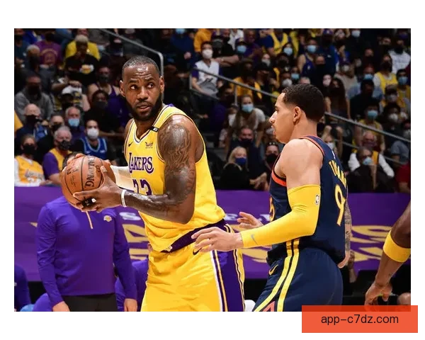 快船惜败湖人三将伤情再引争议